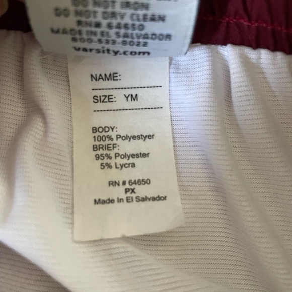 Varisty red shorts - Picture 7 of 7